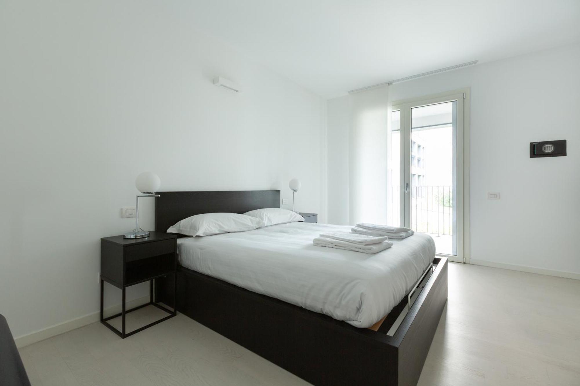 Porta Nuova Bright And Roomy Flat Milano Exterior foto