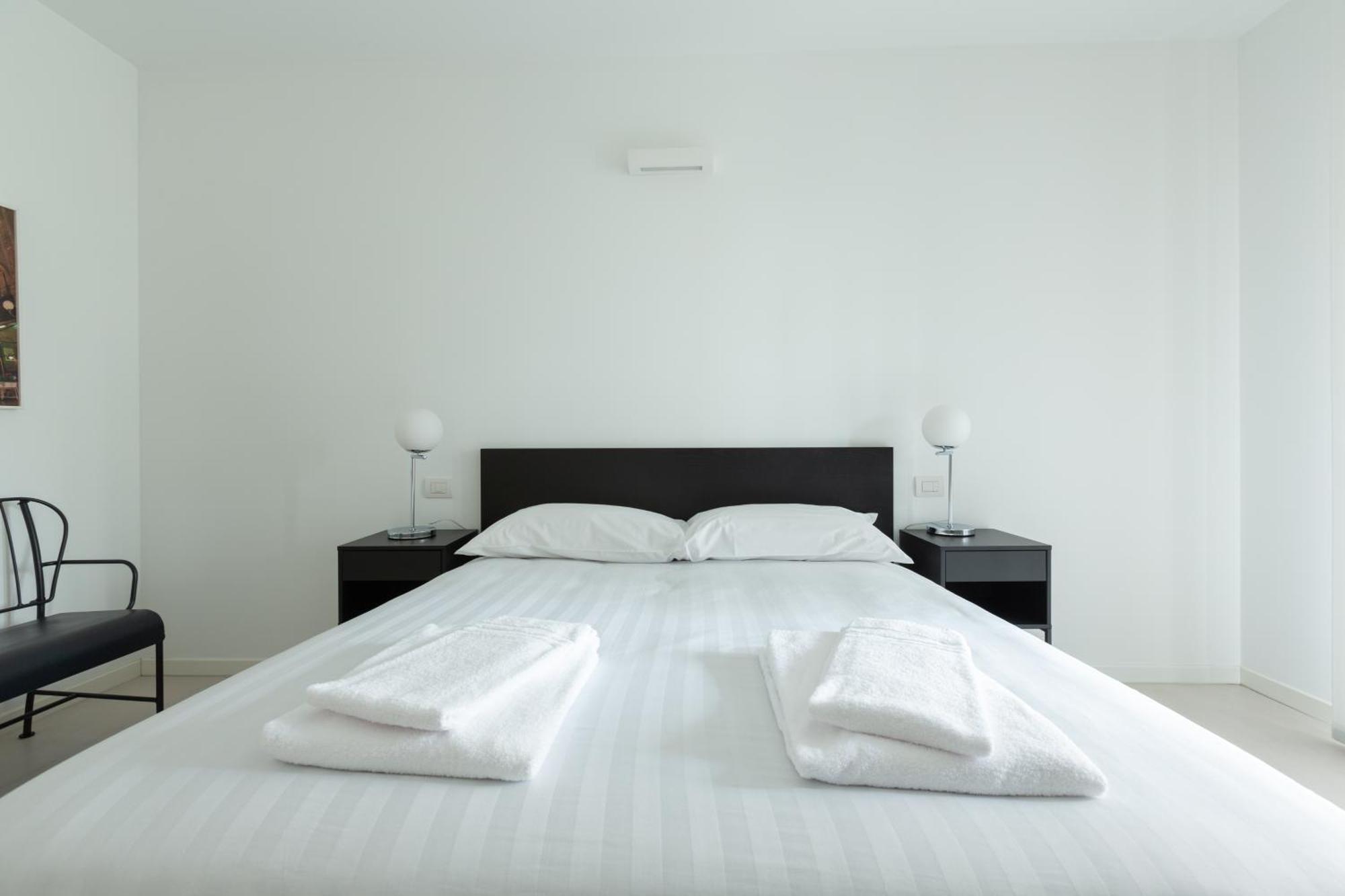 Porta Nuova Bright And Roomy Flat Milano Exterior foto